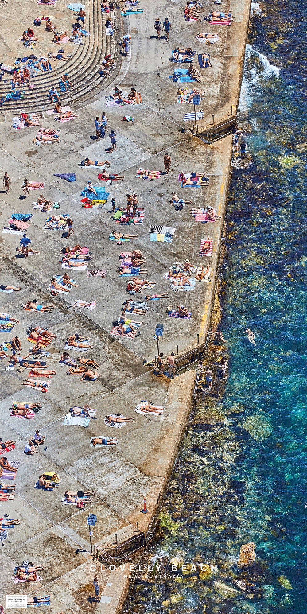 Clovelly Beach Quick-Dry Towel